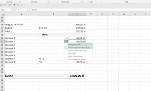 Excel formuły: kopiowanie formuły z komórki powyżej, błąd niespójności formuły w arkuszu kalkulacyjnym.