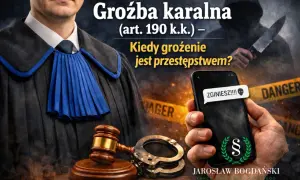 Groźba karalna na telefonie. Sądowy młotek i kajdanki symbolizują konsekwencje prawne. Kiedy grożenie staje się przestępstwem?