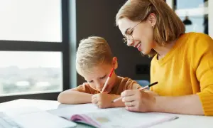 Co to nauczanie domowe? Odkryj jego zalety i wyzwania w edukacji
