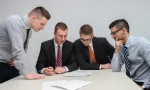 Czy osoba prawna może być pełnomocnikiem w sprawach prawnych?