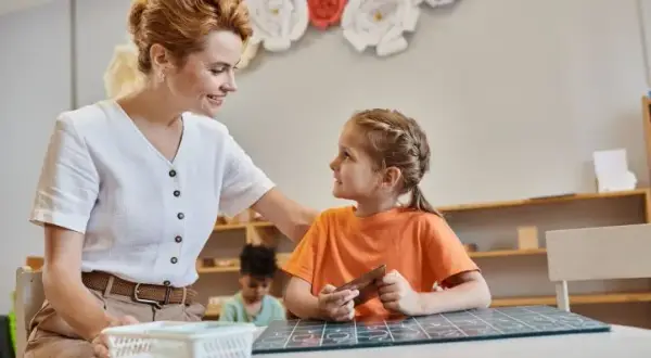 Ile godzin na nauczanie indywidualne? Kluczowe informacje dla rodziców