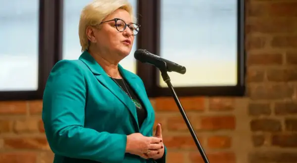Ile zarabia kurator oświaty? Zaskakujące fakty o wynagrodzeniu