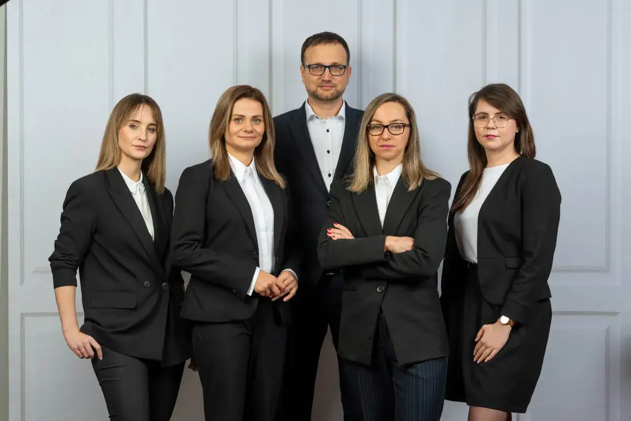 Zdjęcie Ile kosztuje adwokat w sprawie o kontakty z dzieckiem? Sprawdź ukryte wydatki