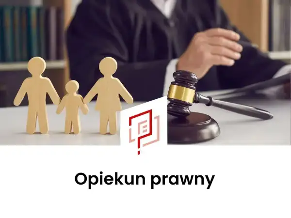 Drewniane figurki rodziny obok młotka sędziowskiego. Sąd rozstrzyga sprawy dotyczące opieki prawnej.